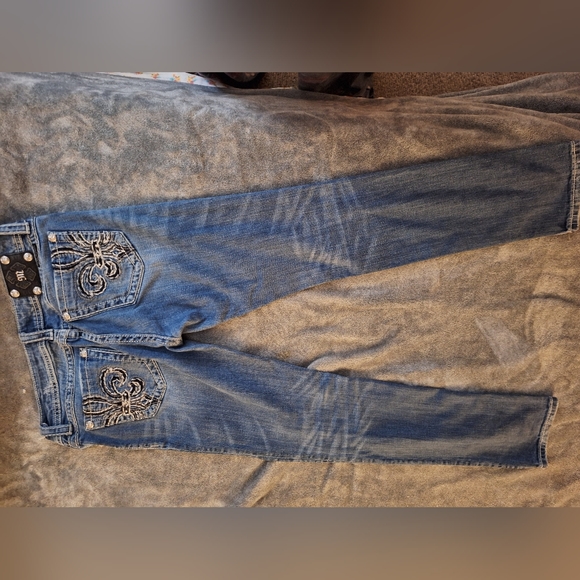 Jeans - Picture 13 of 17